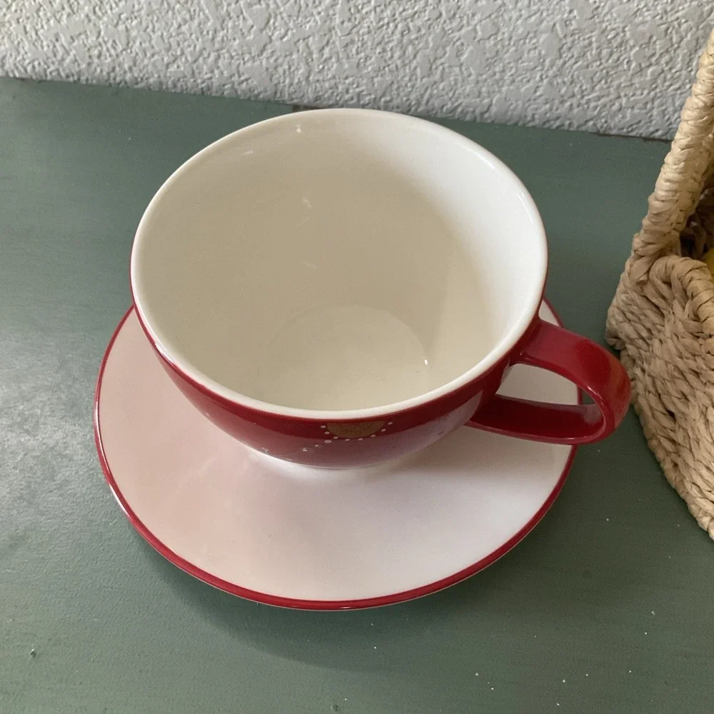 Starbucks Red White Christmas Holiday 2006‎ Coffee Tea Cup & Saucer 12oz